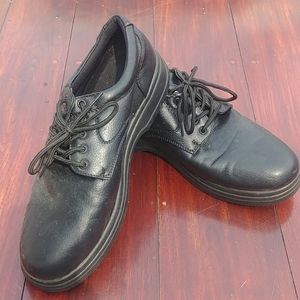 DS work oil and slip resistant shoes